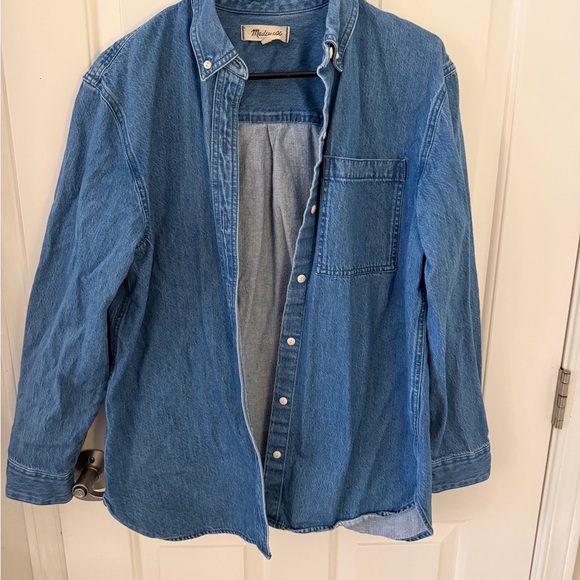 Madewell Tops - Madewell Vintage-style Button-Front Denim Shirt Jacket - Blue